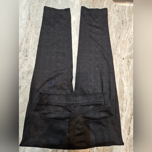 Croft & Barrow Women’s Gray Plaid Straight Leg Dress Pants Size 6 Regular 28” In - Picture 8 of 9